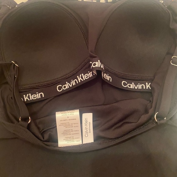 NWT Calvin Klein Woman’s Full Coverage Pleated Panel One Piece Swimsuit Size 6 - Picture 12 of 13